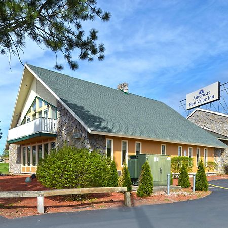 Americas Best Value Inn Plattsburgh Buitenkant foto