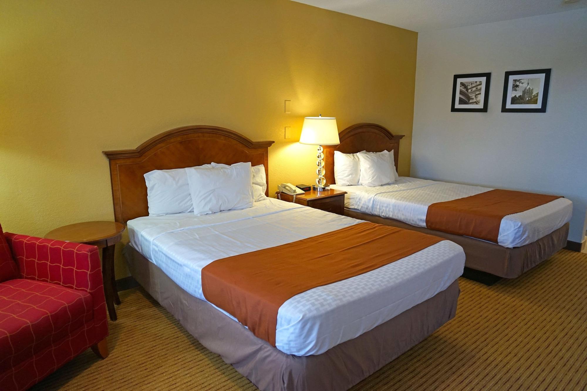 Americas Best Value Inn Plattsburgh Buitenkant foto