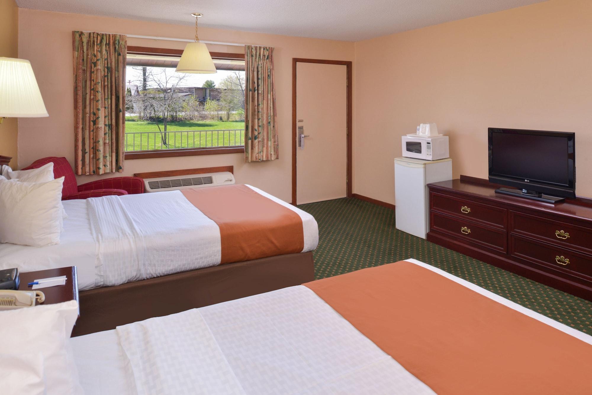 Americas Best Value Inn Plattsburgh Buitenkant foto